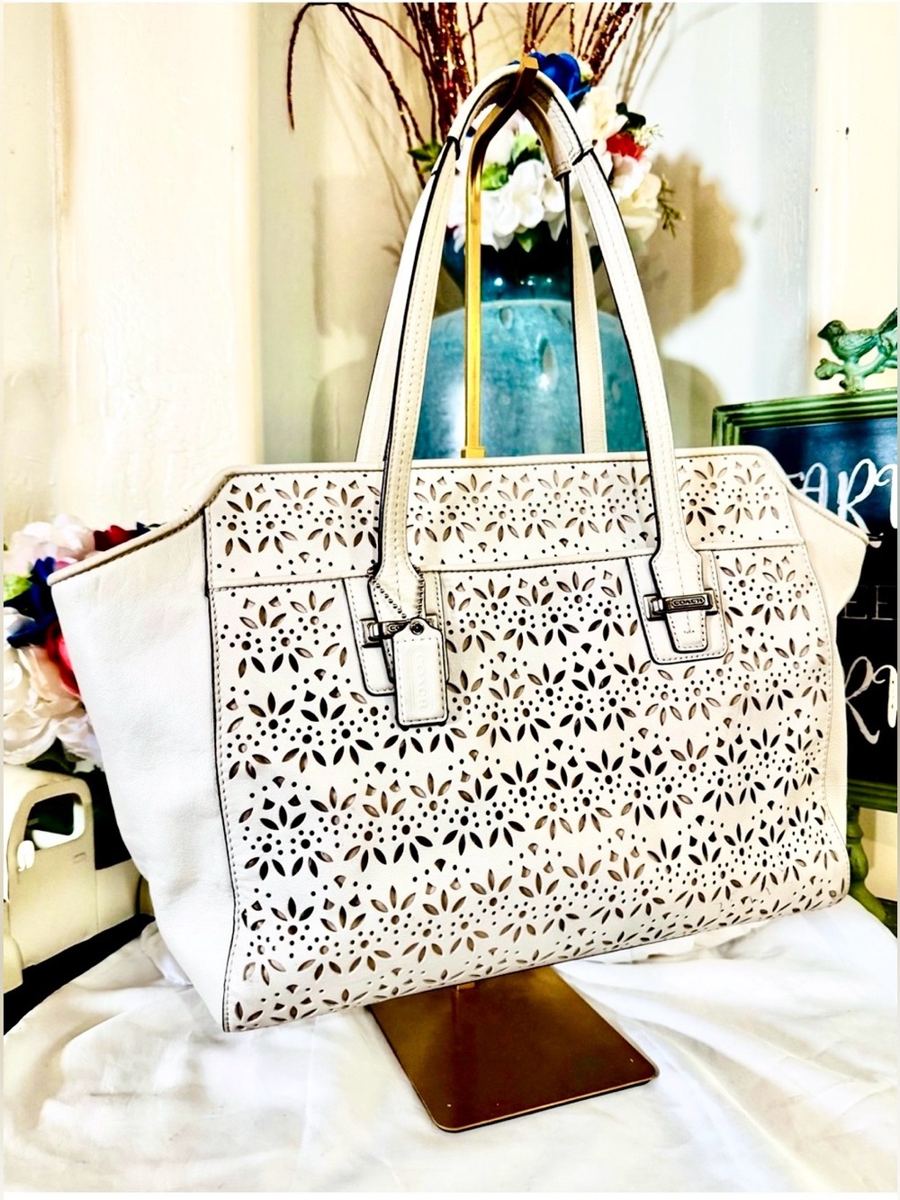 COACH Taylor Eyelet Chalk Leather Tote Satchel 2014 -  #27391 - GUC